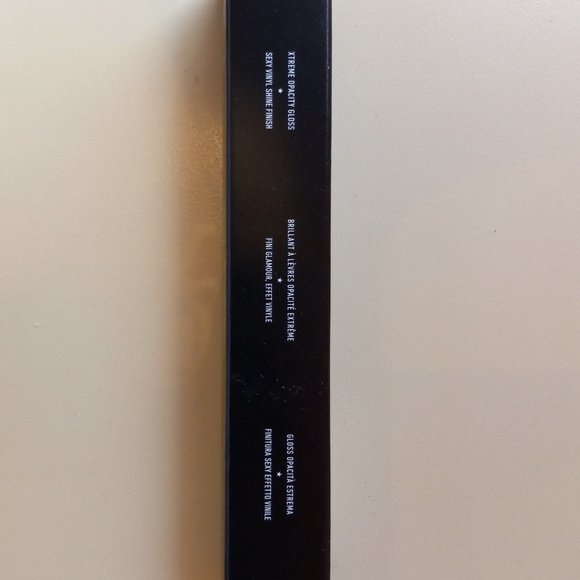 Kat von D, KVD XO Vegan Beauty Vinyl Lip Cream Gloss HOLLYHOCK 70 2.7 o - Picture 6 of 14